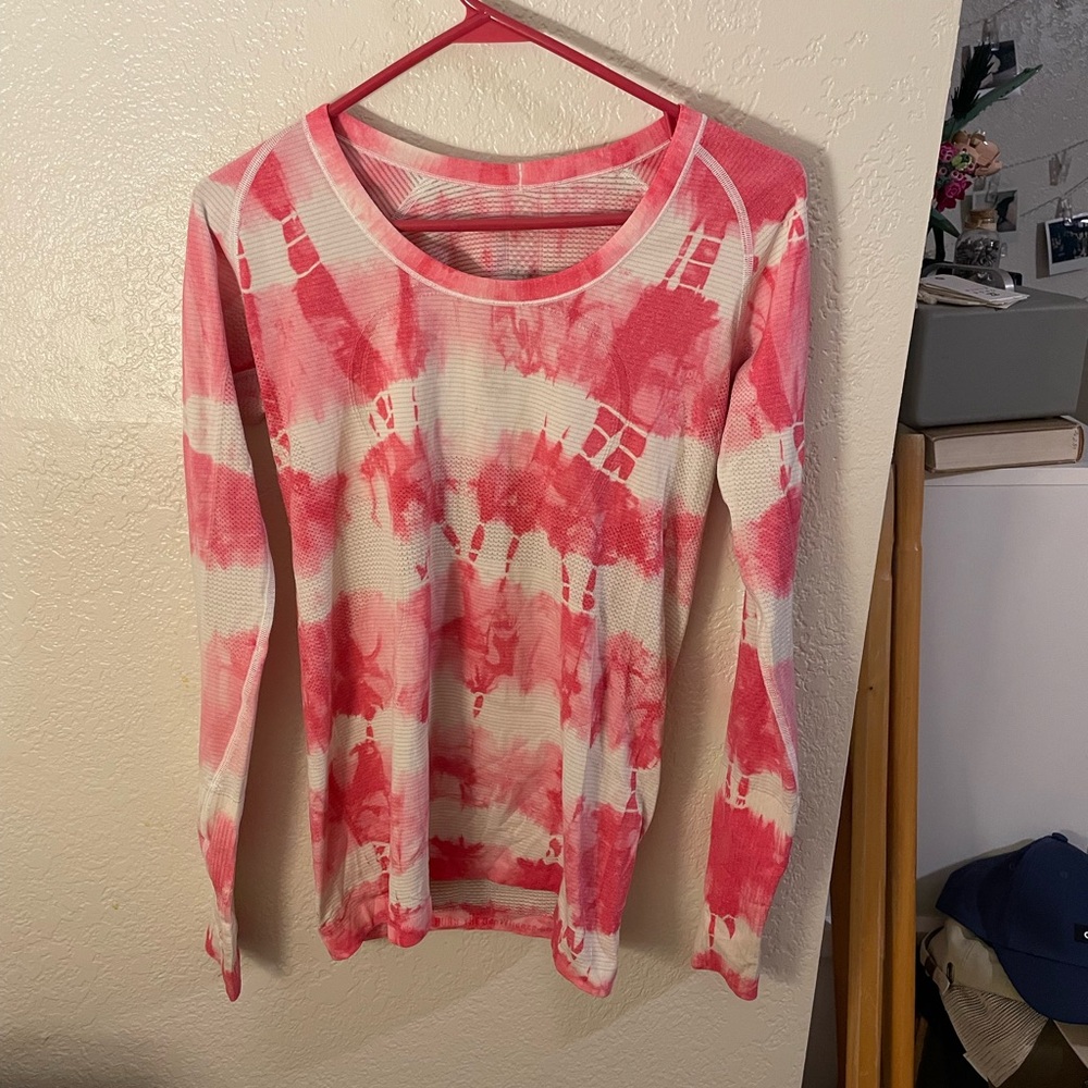 Lululemon Swiftly tech